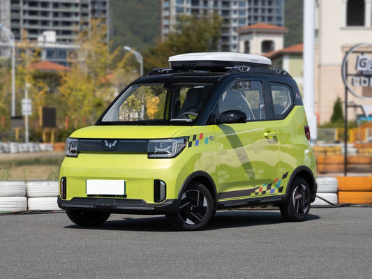 Wuling Mini SUV Electric Car 4 Wheel 300KM Adult New Electric Automotive