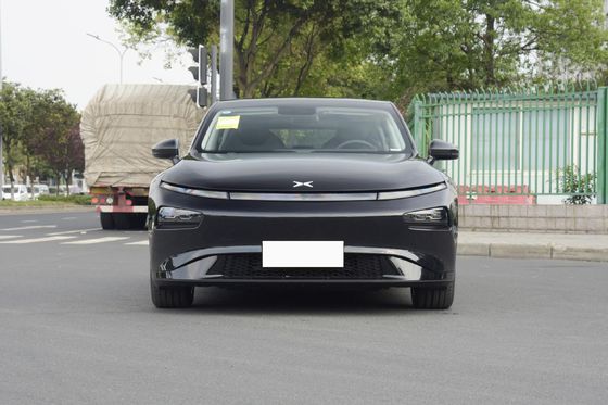 Xpeng P7 EV Electric Car Auto Electric 4 Wheel Mid Size Electric Vehicles 586 KM