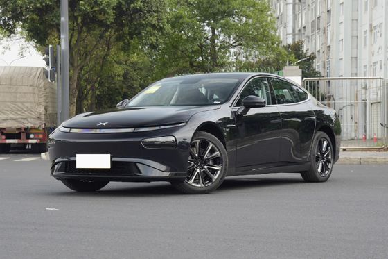 Xpeng P7 EV Electric Car Auto Electric 4 Wheel Mid Size Electric Vehicles 586 KM