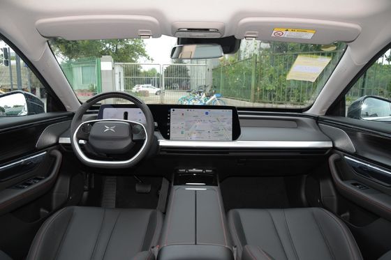 Xpeng P7 EV Electric Car Auto Electric 4 Wheel Mid Size Electric Vehicles 586 KM