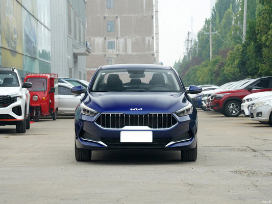 Petrol Fossil Fuel Powered Car Auto Sedan Vehicles Kia K3 1.5L IVT Compact 4 Door 5 Seat