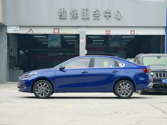 Petrol Fossil Fuel Powered Car Auto Sedan Vehicles Kia K3 1.5L IVT Compact 4 Door 5 Seat