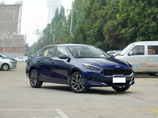 Petrol Fossil Fuel Powered Car Auto Sedan Vehicles Kia K3 1.5L IVT Compact 4 Door 5 Seat