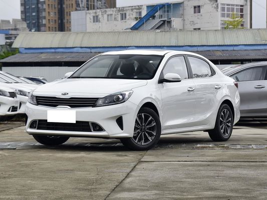 KIA FORTE Compact Car 1.6L 123 Horsepower L4 Fuel Sedan 4 Door 5 Seat Adult Gasoline Sedan Car