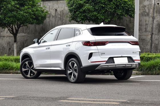 5 Doors 200 Hp Interior Black Car With 250 Lb-Ft Torque