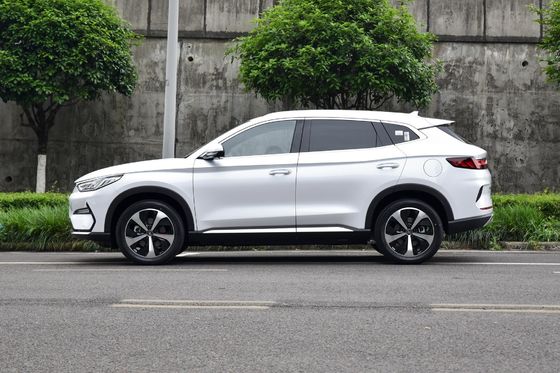 5 Doors 200 Hp Interior Black Car With 250 Lb-Ft Torque