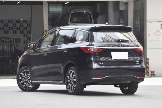 BYD Song Max Dmi Black 5 Doors 7 Seats Car High Speed MPV Vehicle