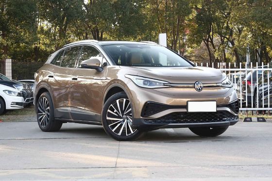 High Speed Electric Vehicle With 3 Curb Weight And 60 KWh Battery Capacity