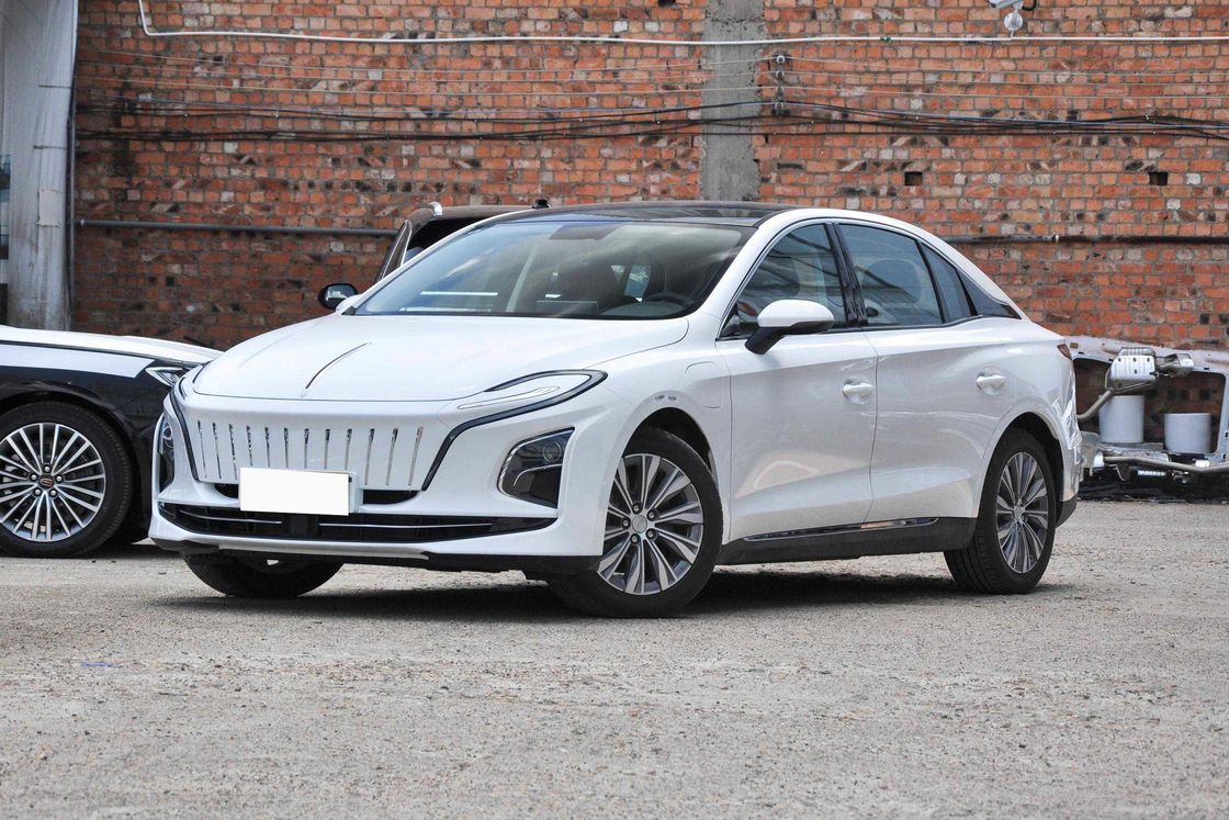 E-QM5 Plus Hongqi EV Luxury Cars 605km New Energy Left Sided Steering Wheel Car