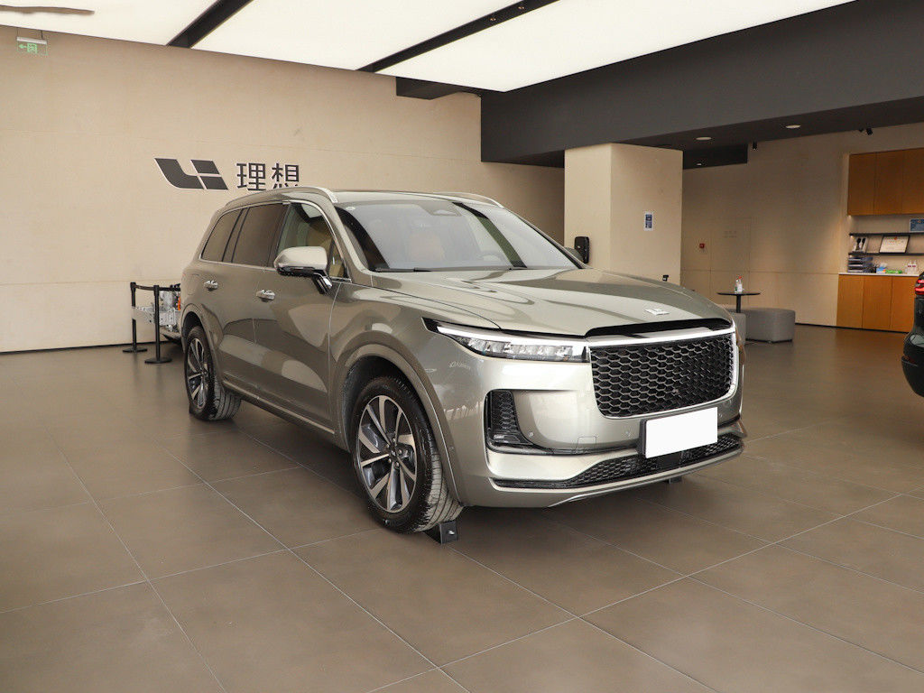 High Performance 6 Seater Electric SUV 5 Doors Fast Speed 172km/h LIxiang One