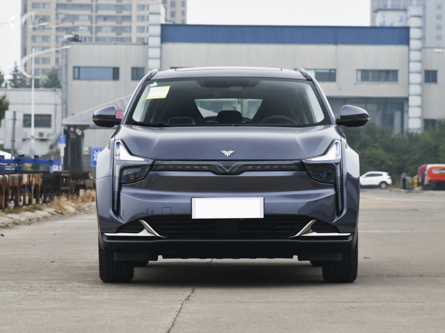 Hozon NETA U White SUV Electric Car 401KM 5 Seats New Energy Vehicles