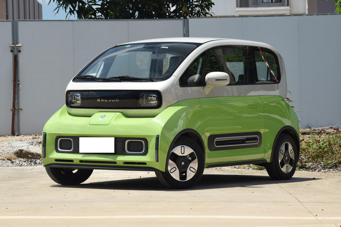 Battery Operated Electric Vehicle BAOJUN KIWI Mini Ev Car 3 Door 4 Seat Hatchback New Energy