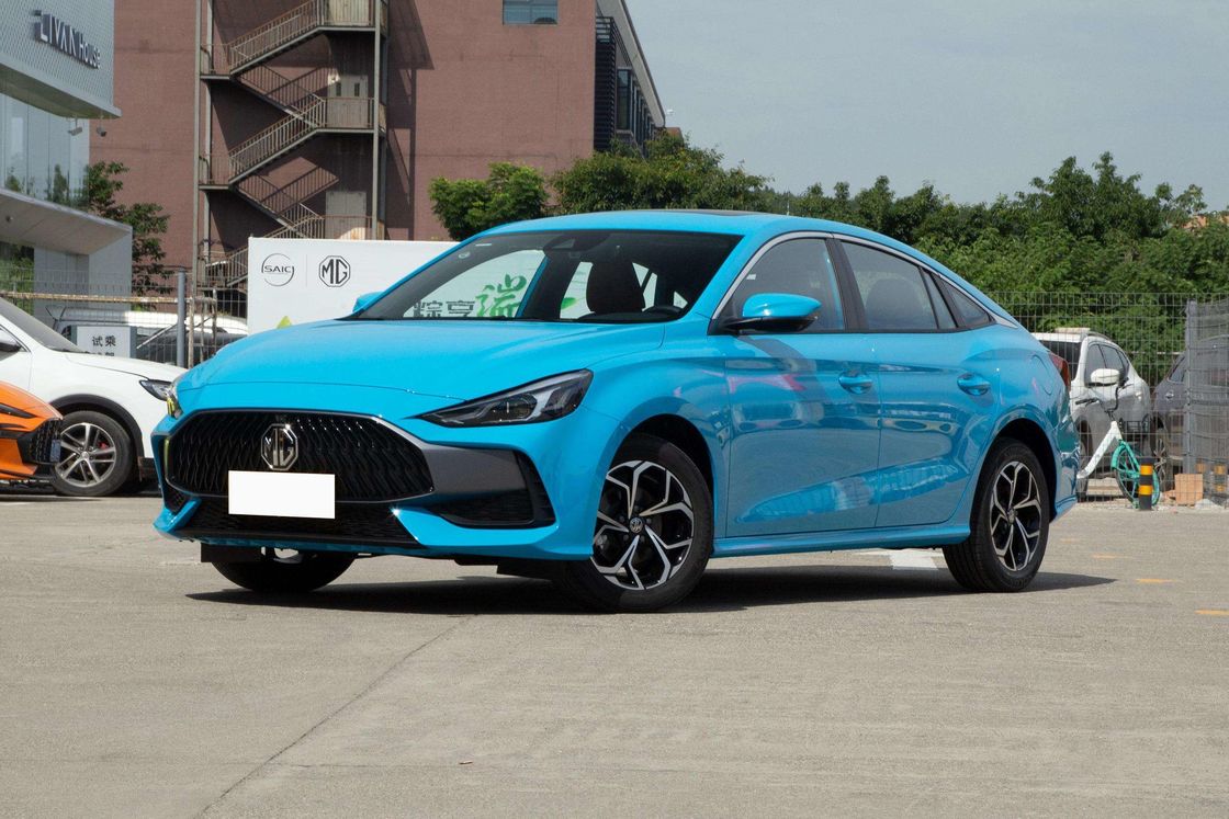MG 5 2.0t Fossil Fuel Powered Car Preface 5 Seats Gasoline Petrol Sedan Car
