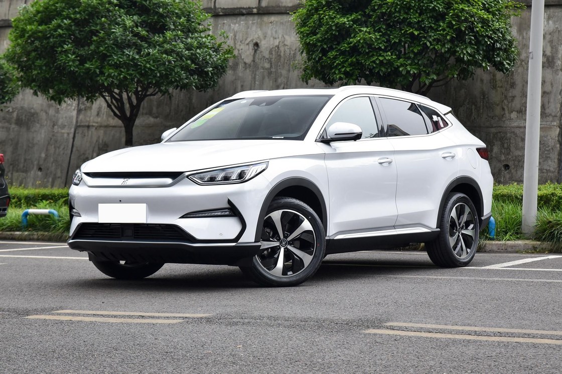 5 Doors 200 Hp Interior Black Car With 250 Lb-Ft Torque